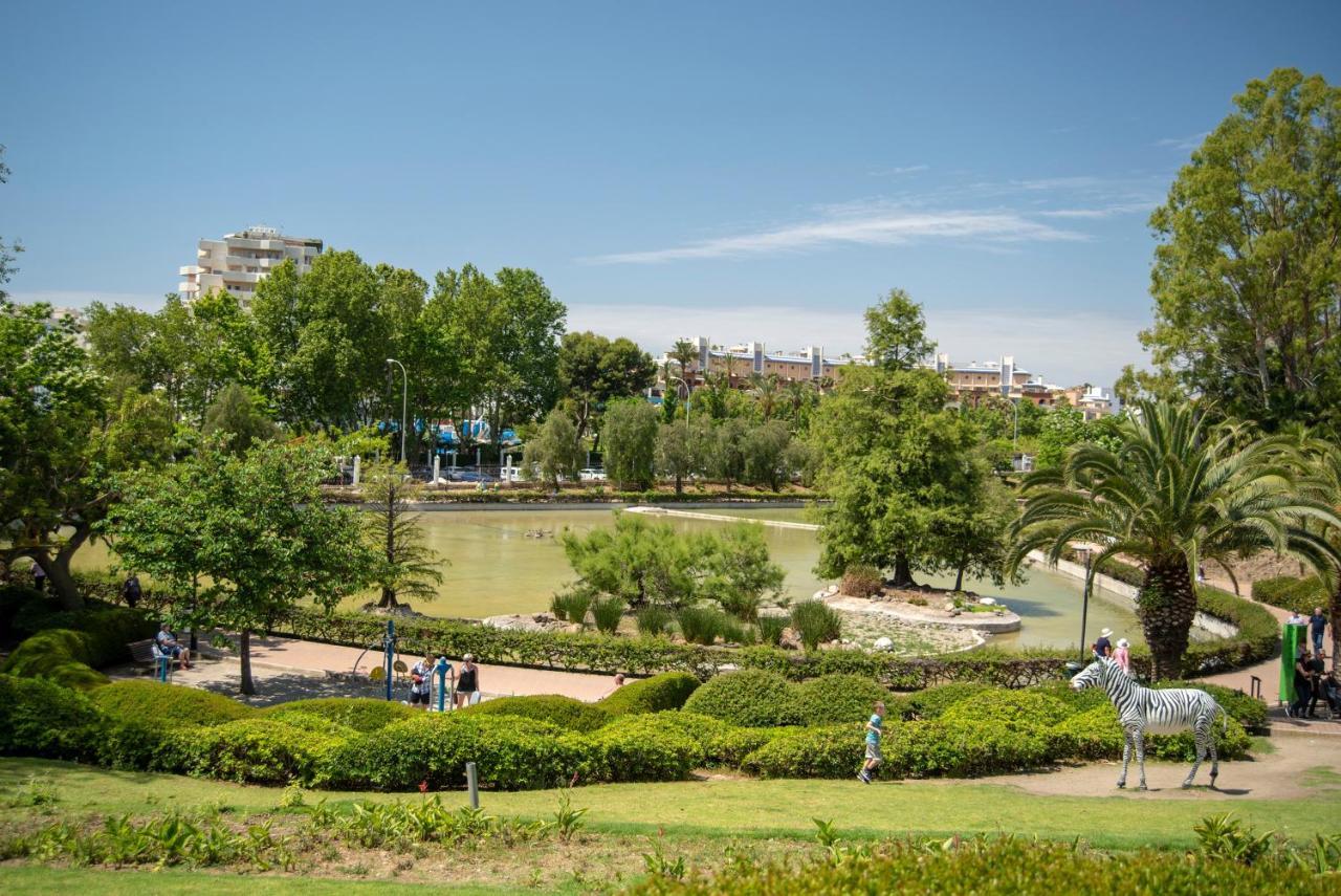 Benal Beach, Luxury Sea & Mountain View Beachside 1 Bedroom Apartment Benalmadena Exterior photo