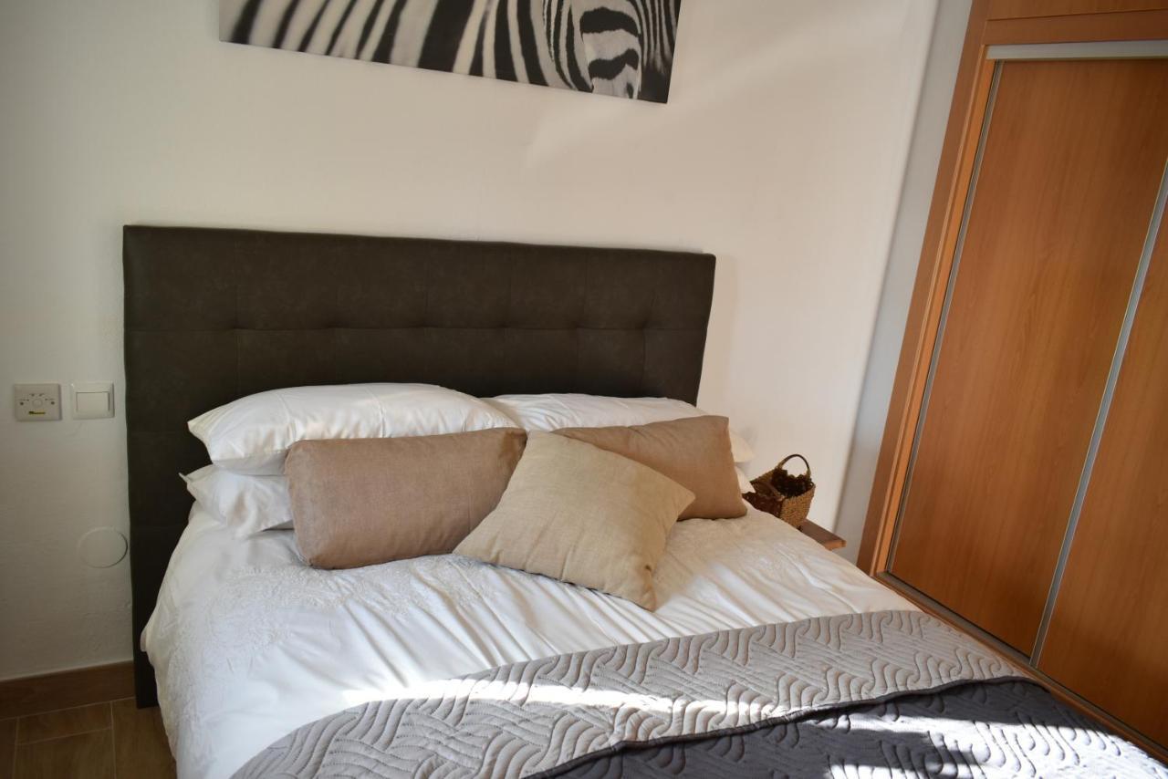 Benal Beach, Luxury Sea & Mountain View Beachside 1 Bedroom Apartment Benalmadena Exterior photo